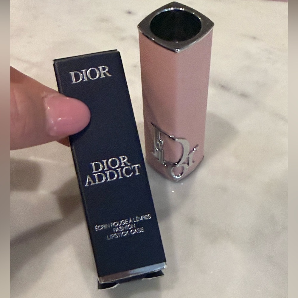 Dior Lipstick Case- NIB in Pink Blush with Silver Logo - Picture 6 of 12